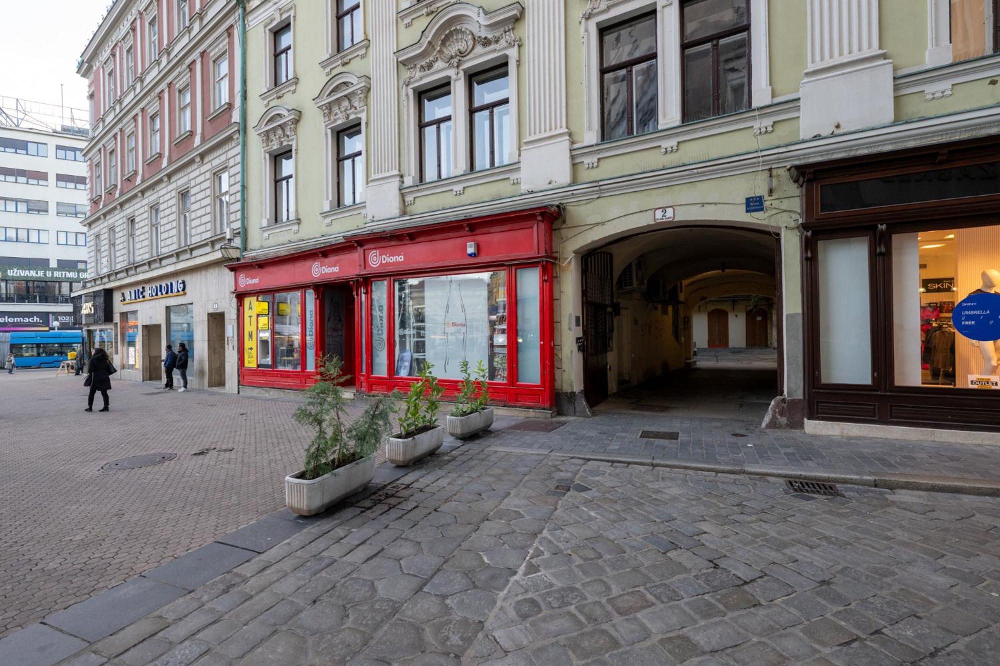 Mandina Studios On A Main Square Zagreb Ngoại thất bức ảnh